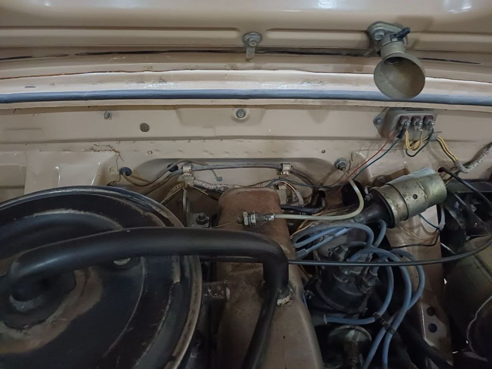 Volga 2410 gaz naxt