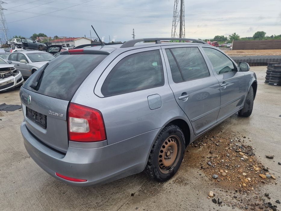 Dezmembram Skoda Octavia 2 Facelift, an 2011, 1.6 TDI cod CAY