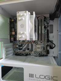 Kit Gaming PC White MSI B250 Arctic + Intel i7 7700k + 16 GB Corsair