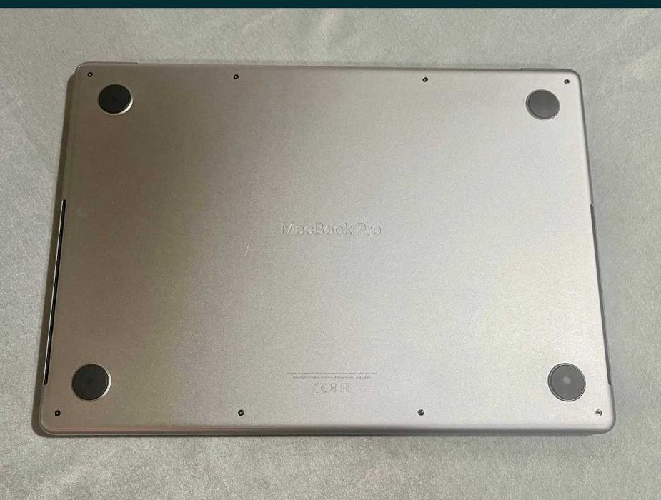 Vând laptop M1 Pro – 16GB RAM, 1 TERAGB SSD – stare excelentă
