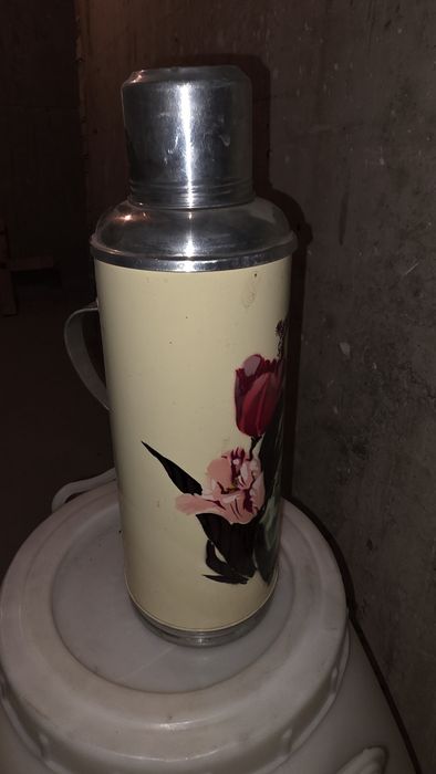 Термоси 2 бр. Китайски