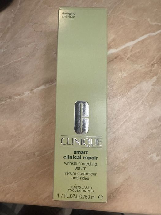 Дамска козметика Chanel, Clinique