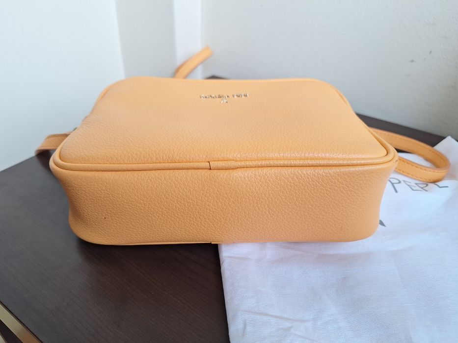 Patrizia Pepe малка кросбоди чанта