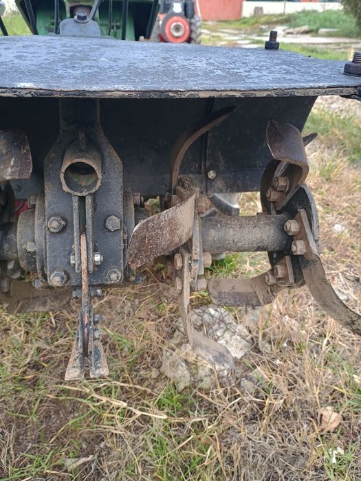 Vând motocultor ferrari 12 hp in stare buna de funcționare