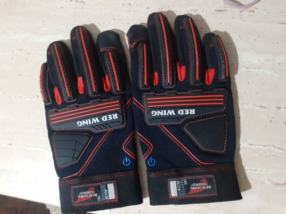 Mănuși originale