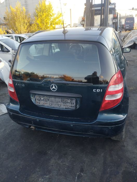 Bara fata capota oglinda far Mercedes a160 2006