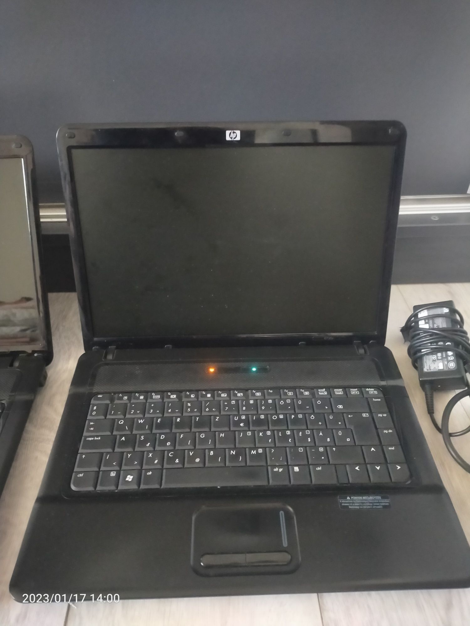 2 Laptopuri HP Compaq 6735 S