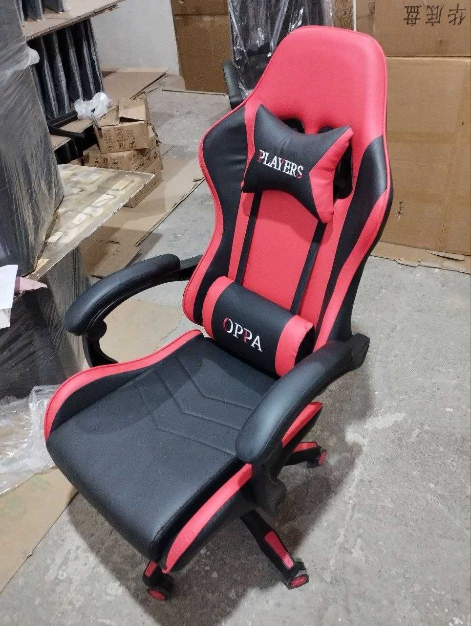 Продается игровое кресло RED