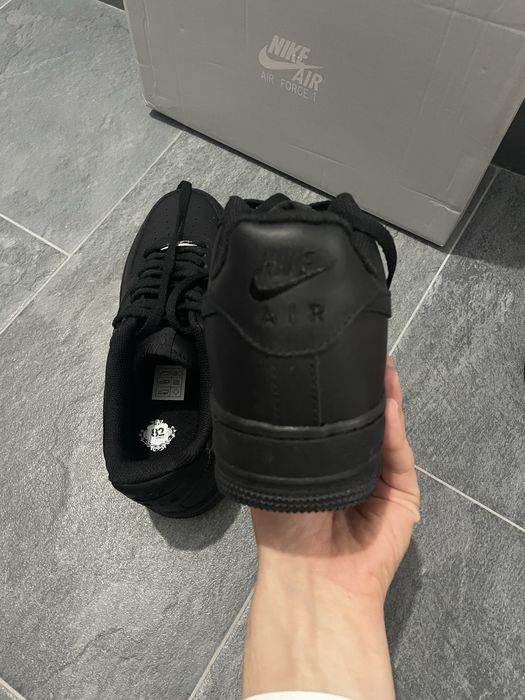 Adidasi Nike Air Force 1-noi