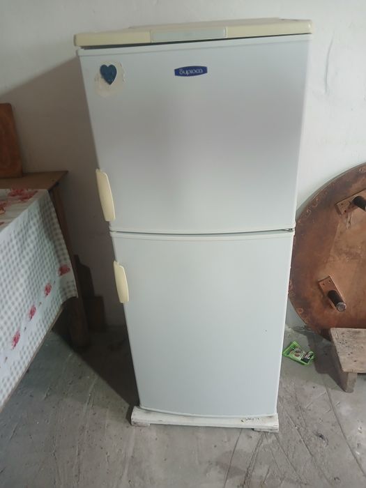 Холодильник бирюса