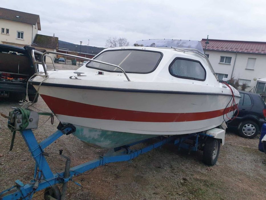 barca cu motor neptune 520