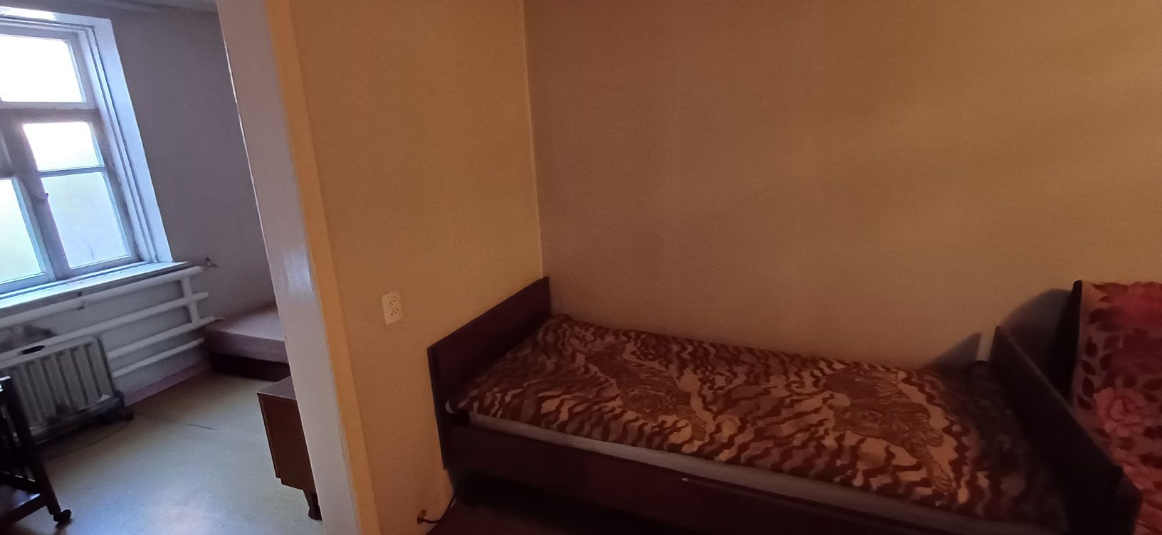 СРОЧНО Продаётся дом Ориентир 8 Роддома и универ Комолиддин Бекзод