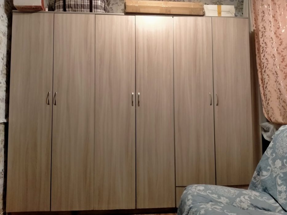 Продам шкаф в хорошем состоянии