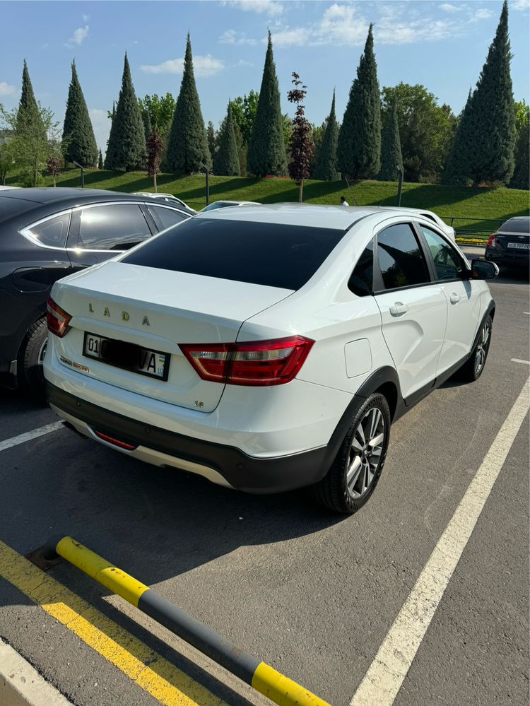 Lada Vesta Cross 1.8l