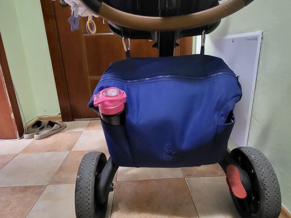Спешно. Stokke royal blue