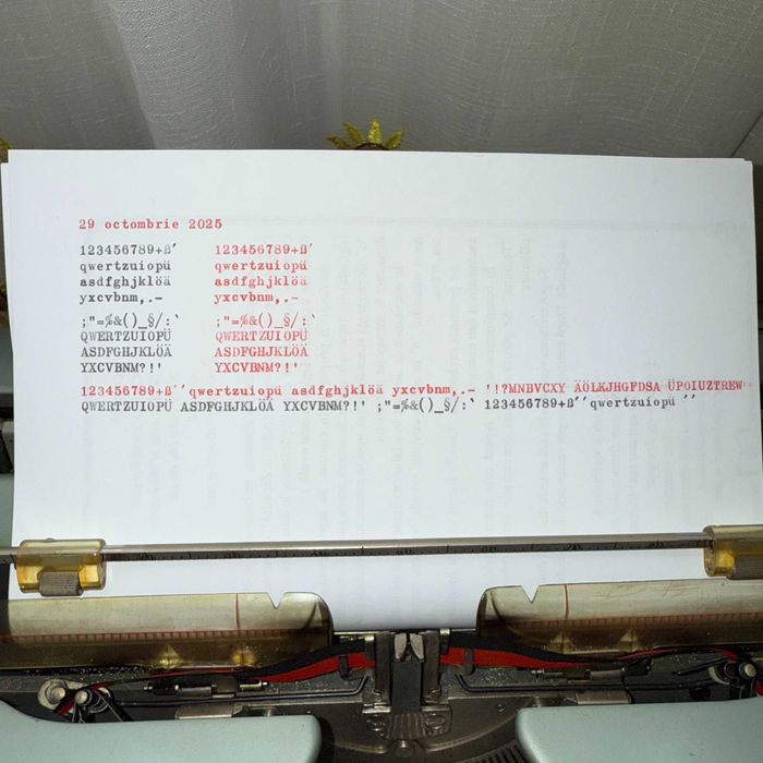 masina de scris Alpina cu scris RAR si FUNCTIONALA
