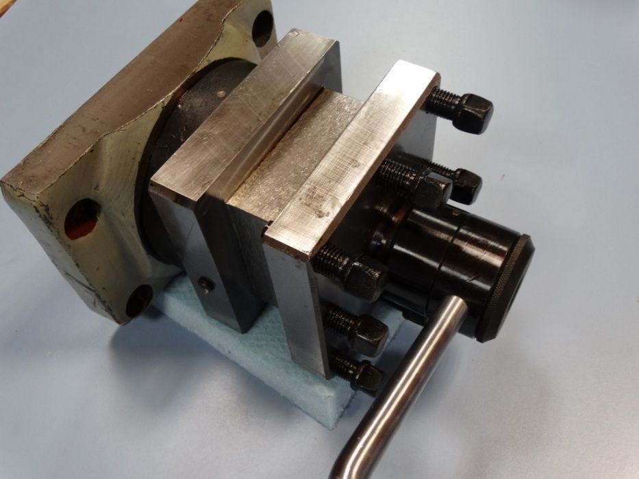 Ножодържач за струг