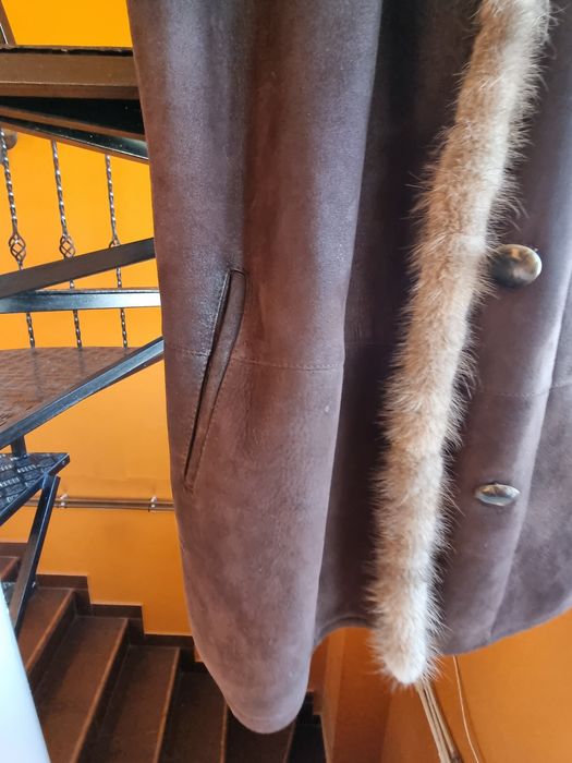 Vând vestă de blană naturală
