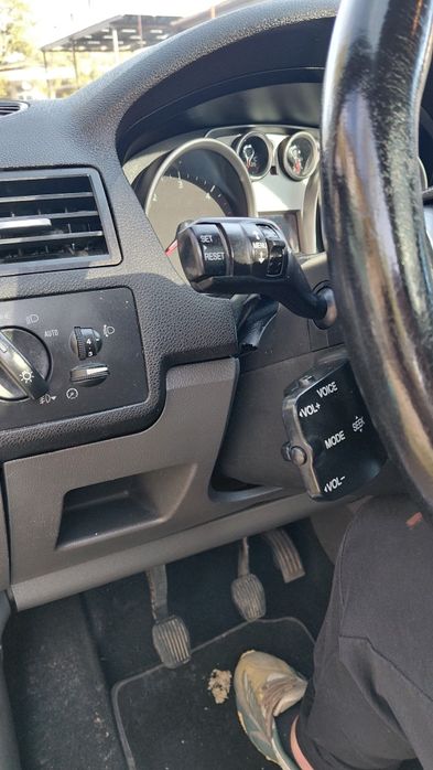 FORD KUGA 2.0TDCI 4X4 панорамен таван 2009г Ръчни скорости 6