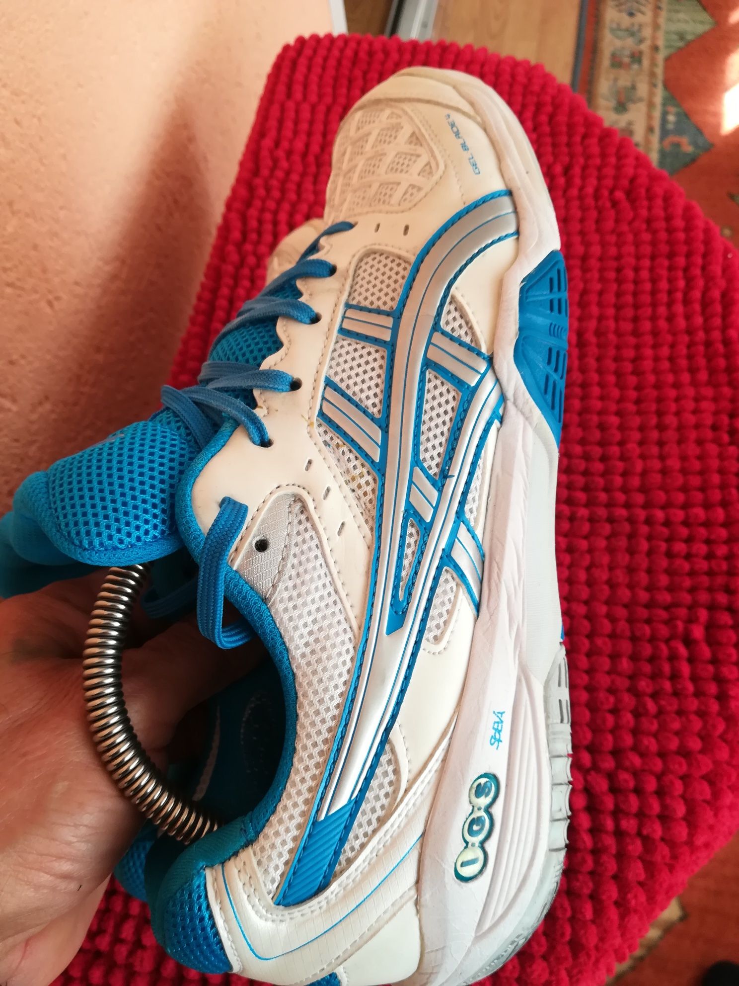 Adidași Asics nr 40,5 bărbați