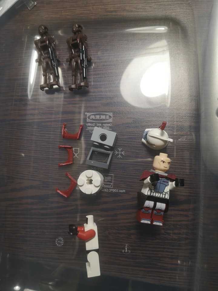 Употребявано LEGO Star Wars - Elite Clone Trooper &Commando Droid 9488