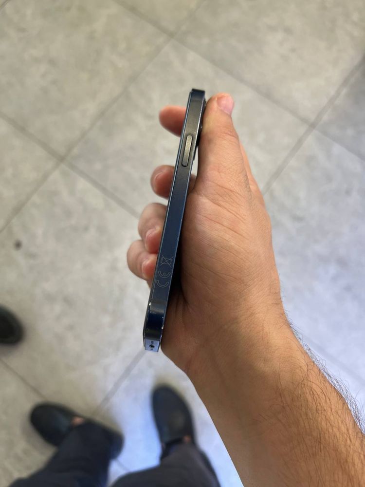Iphone 12 mini 64 gb srochna sotladi