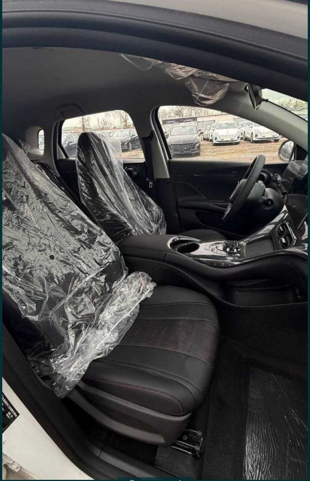 BYD E2 Oq Rangli 405 Km Loxary Toshkentda Tayyor.