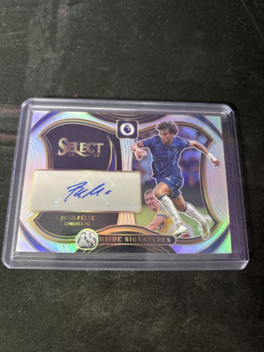 Продавам карти TOPPS / PANINI автографи