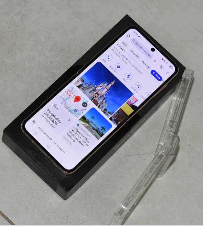 Telefon mobil Samsung Galaxy Z Flip4, 8GB RAM, 128GB, 5G,
Pink Gold