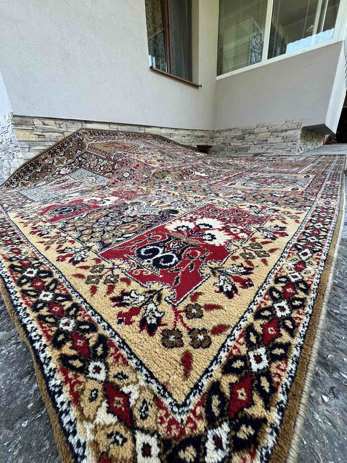 Продавам Персийски килим