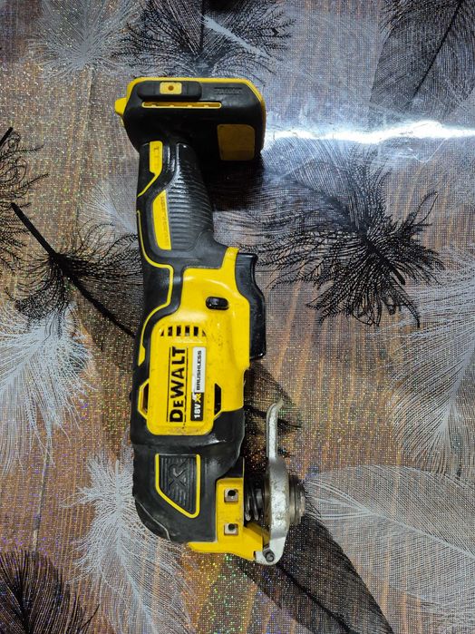 Multimaster multifunctional DEWALT DCS 355 18v