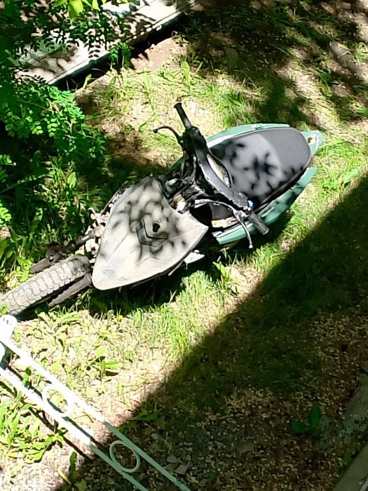 Продам скутер либо целиком либо по запчастям