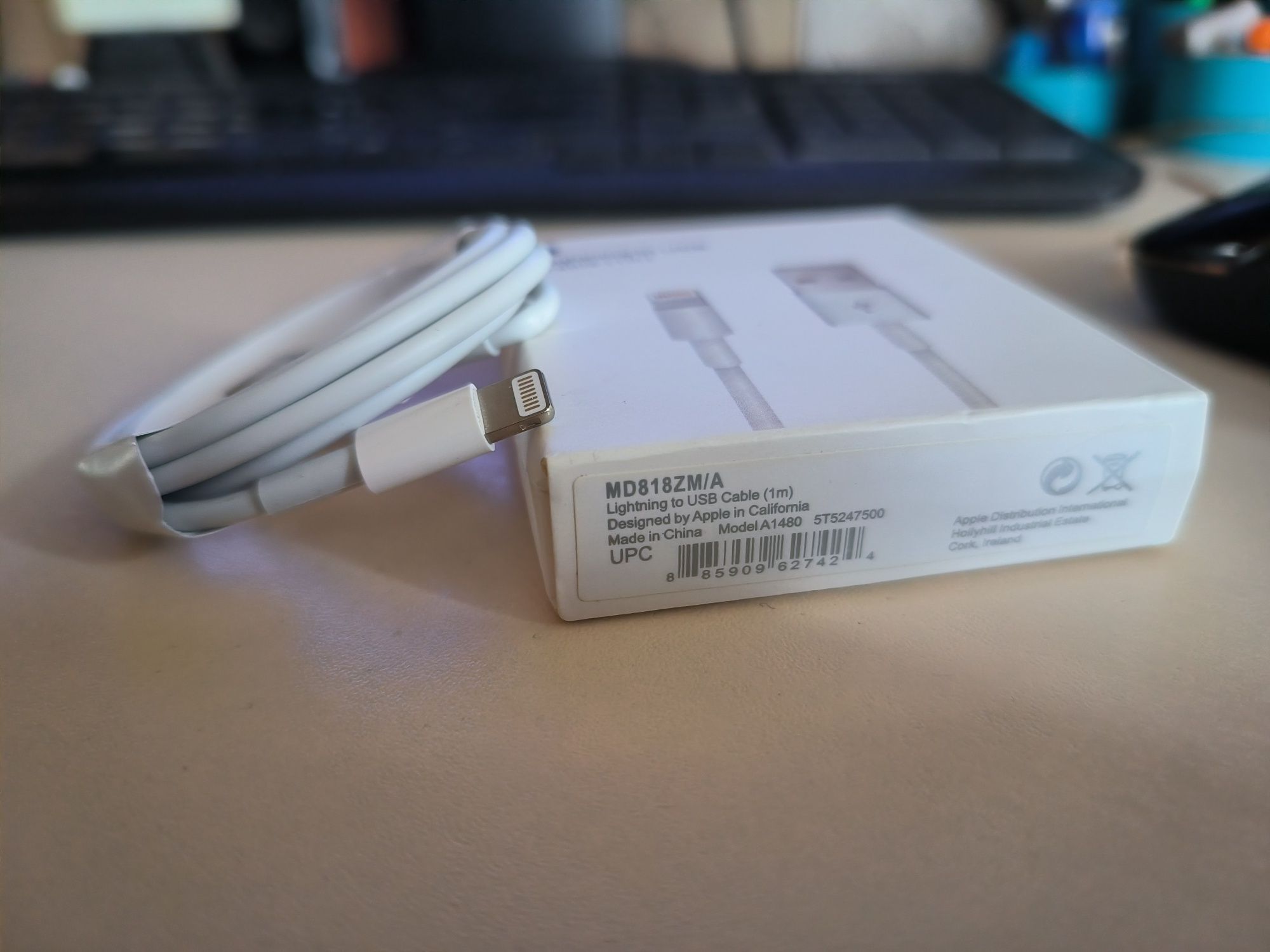 Оригинален USB кабел за iphone и  ipad, aplle 1м.