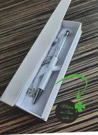 Комплект метална химикалка със сребристи елементи и колие "Детелина"