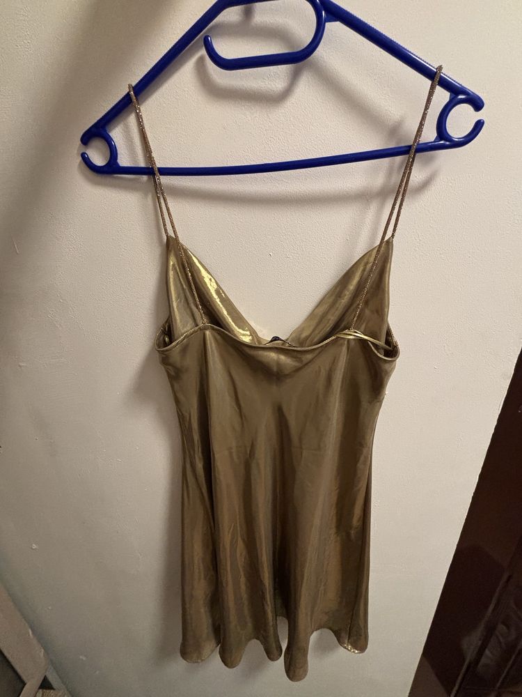 Златиста рокля Zara