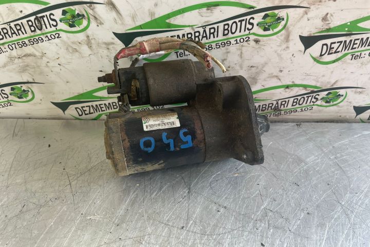 Electromotor 8200 584 664 Dacia Logan prima generatie