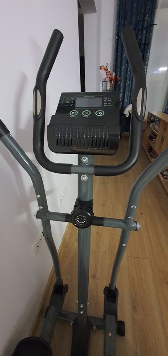 Bicicleta eliptica TUNTURI Cardio Fit C30