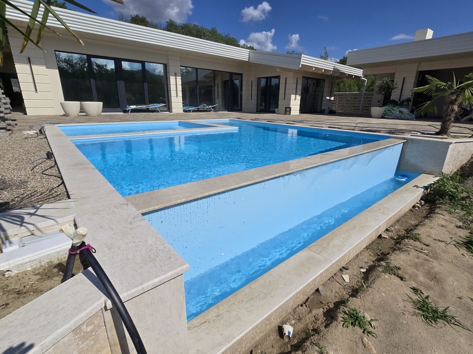 Construcții Piscine