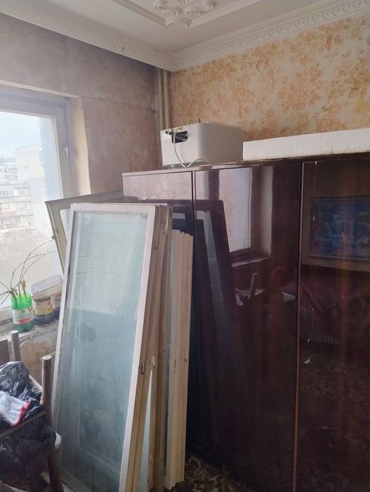 Подарявам стари мебели