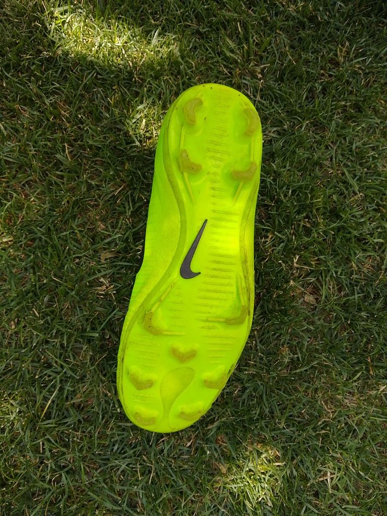 Бутонки nike mercurial