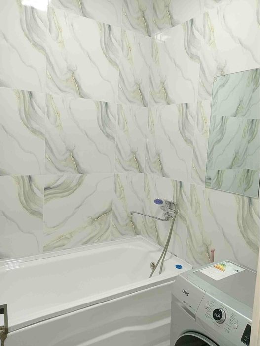 Ижарага уй берилади  члонзор  17 кв 1²килинган  2 этаж  350&