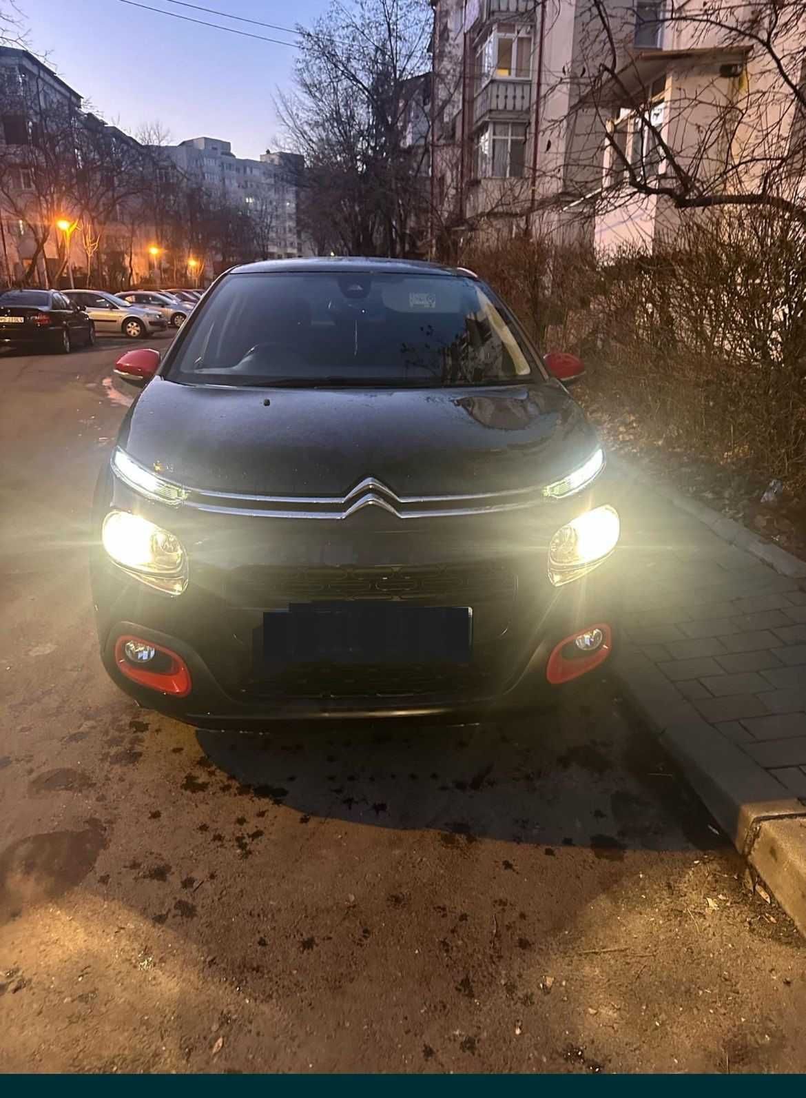 Dezmembrez Citroen C3 2018 motor 1.2 benzina NHZ