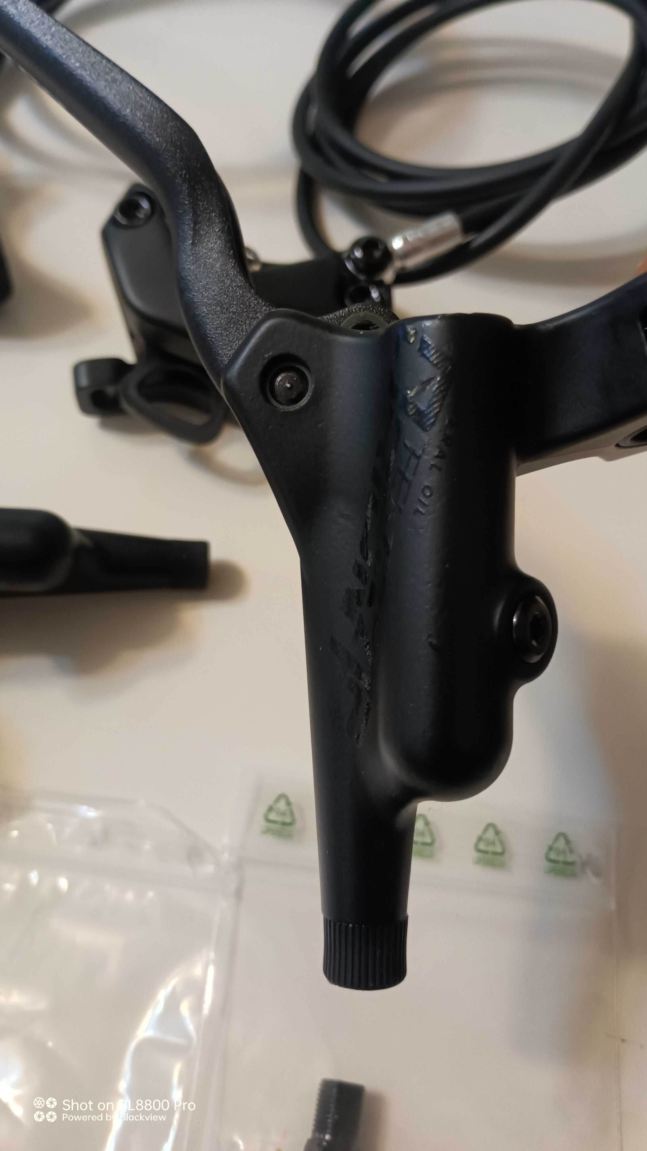 Нови четири бутални Tektro HD-M750