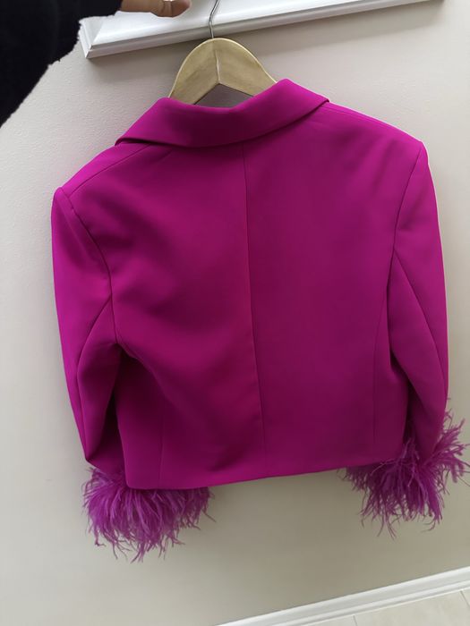 Сако Зара с пера