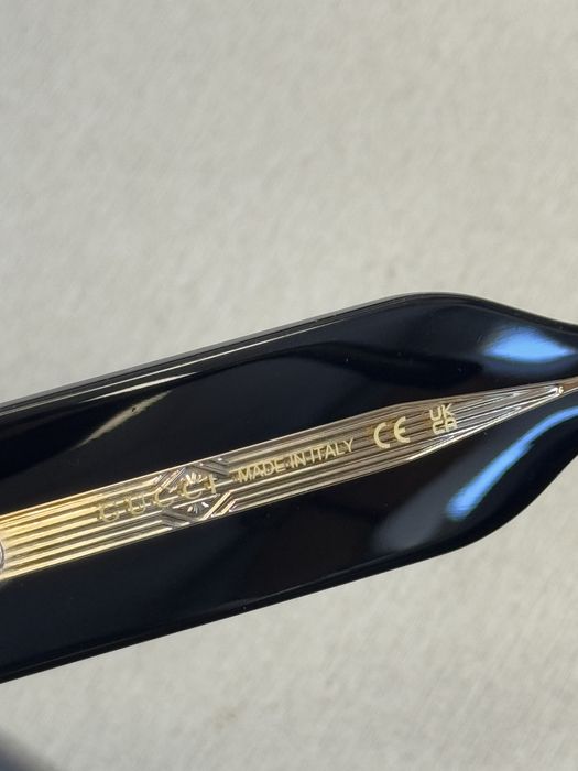 Продавам слънчеви очила Gucci GG1262s