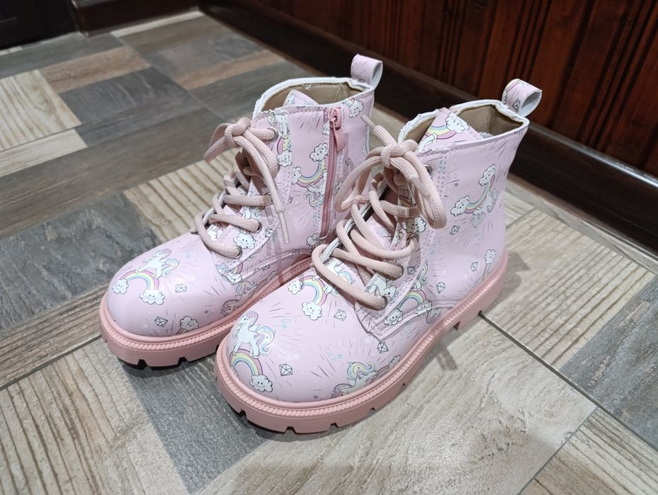 Боти за момиче, номер 33