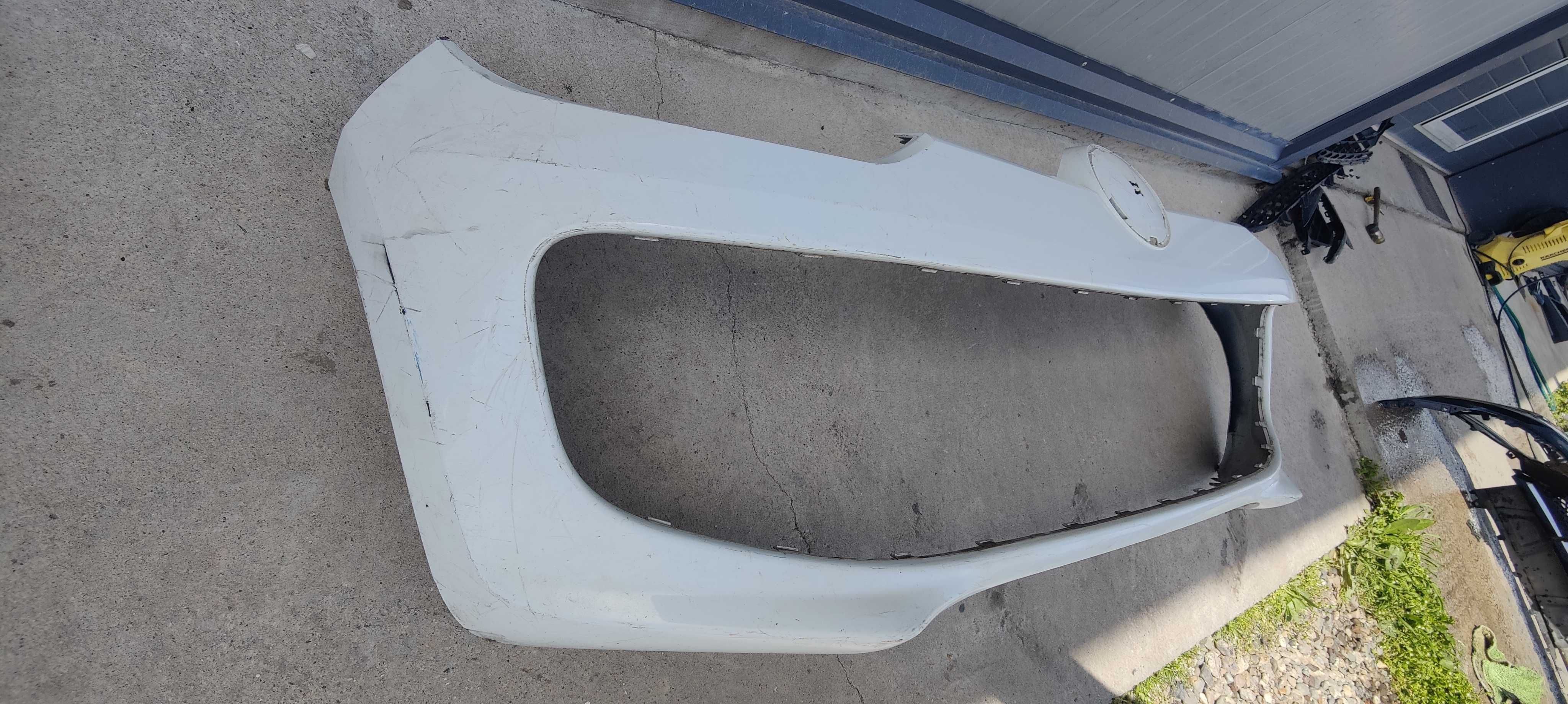 bara fata volkswagen up
