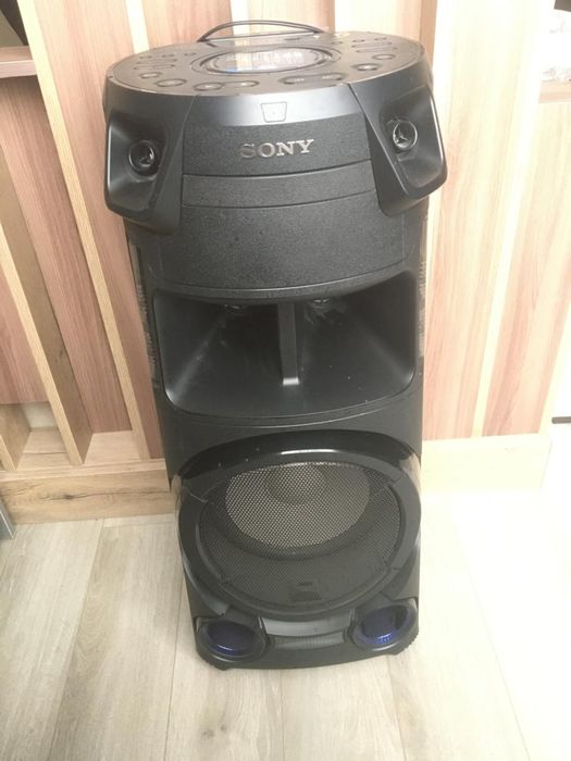 Продам музыкальную колонку