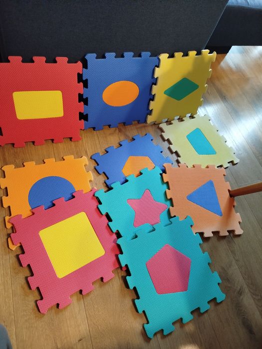 Пъзел за под 10 части