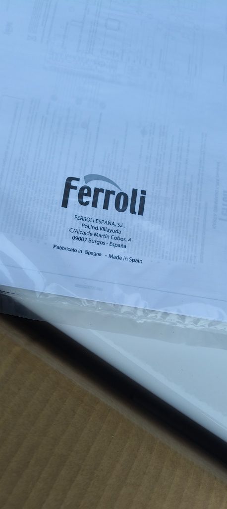 Instant apă caldă Ferroli